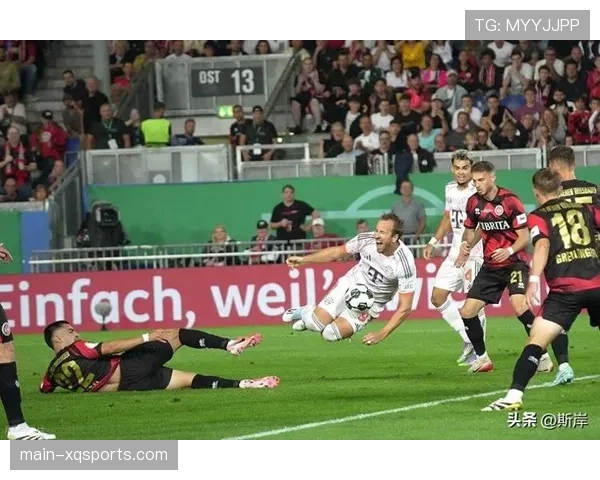 实时:拜仁慕尼黑开场10分钟内已完成4次射门,其中3次在禁区内 实时:拜仁慕尼黑开场10分钟内已完成4次射门,其中3次在禁区内